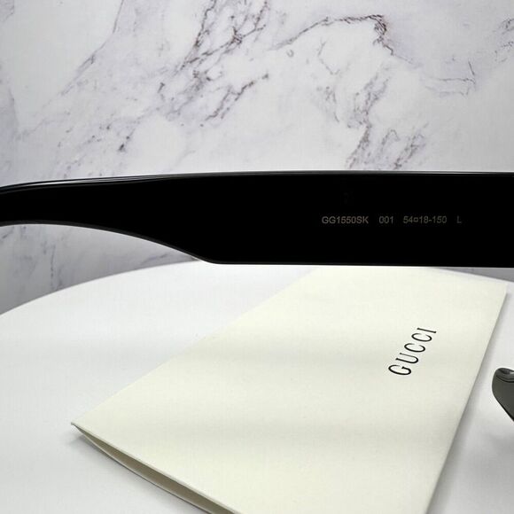 New GUCCI Sunglasses - Picture 6 of 16